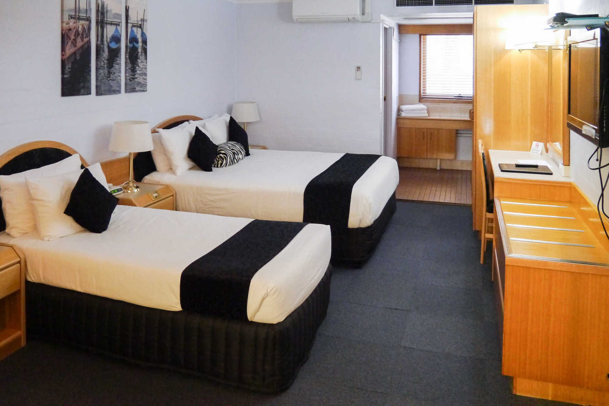 Capital Airport Motel Queanbeyan Quarto foto